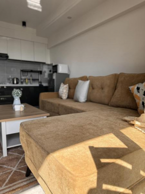 Safarimax Homes 1 bedroom Urban Oasis Retreat on 14th Floor